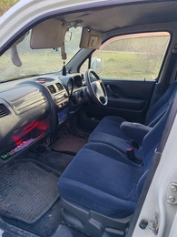 Хетчбэк Suzuki Wagon R Solio 2000 года, 285000 рублей, Емельяново