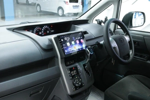 Минивэн Toyota Voxy 2008 года, 1198000 рублей, Солонцы