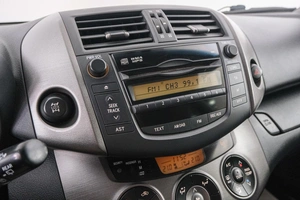 Внедорожник Toyota RAV4 2011 года, 1449000 рублей, Красноярск