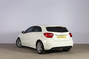 Хетчбэк Mercedes-benz A-класс 2013 года, 1669000 рублей, Новосибирск