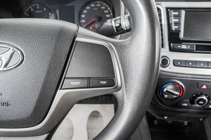 Седан Hyundai Solaris 2019 года, 1149000 рублей, Барнаул