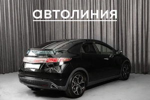 Хетчбэк Honda Civic 2008 года, 740000 рублей, Красноярск