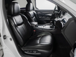 Седан Infiniti M56 2010 года, 1389000 рублей, Тюмень