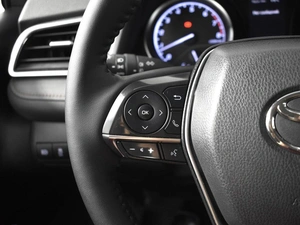Седан Toyota Camry 2019 года, 2743100 рублей, Казань
