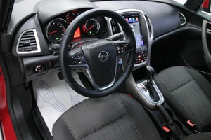 Хетчбэк Opel Astra 2011 года, 698000 рублей, Солонцы