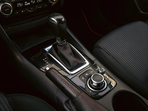 Седан Mazda 3 2014 года, 1398000 рублей, Краснодар