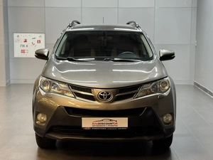 Внедорожник Toyota RAV4 2013 года, 1897000 рублей, Красноярск