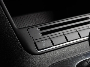 Внедорожник Volkswagen Tiguan 2012 года, 1400000 рублей, Тюмень
