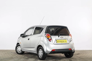 Хетчбэк Chevrolet Spark 2012 года, 549000 рублей, Тюмень