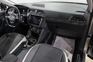 Внедорожник Volkswagen Tiguan 2019 года, 2669000 рублей, Новокузнецк