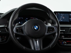 Седан BMW 5 серия 2019 года, 4197077 рублей, Москва