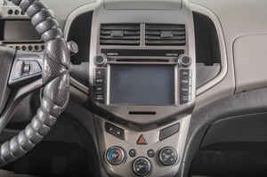 Седан Chevrolet Aveo 2015 года, 739000 рублей, Томск
