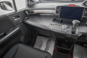 Минивэн Honda Freed 2011 года, 999000 рублей, Барнаул