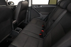 Внедорожник Volkswagen Tiguan 2012 года, 949000 рублей, Пермь