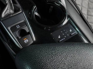 Седан Toyota Camry 2020 года, 2679000 рублей, Воронеж