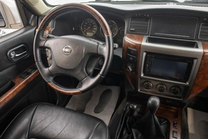 Внедорожник Nissan Patrol 2007 года, 2239000 рублей, Барнаул