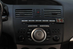 Хетчбэк Mazda 3 2011 года, 899000 рублей, Челябинск