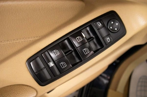 Внедорожник Mercedes-benz M-класс 2009 года, 1349000 рублей, Пермь