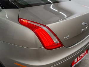 Седан Jaguar XJ 2013 года, 2500000 рублей, Красноярск