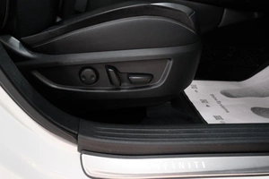 Внедорожник Infiniti QX50 2018 года, 3289000 рублей, Омск