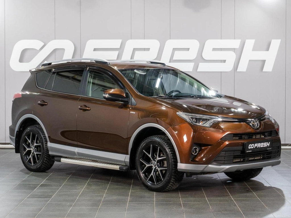 Внедорожник Toyota RAV4 2017 года, 2999000 рублей, Сургут