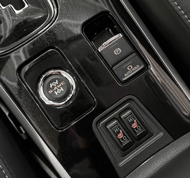 Внедорожник Mitsubishi Outlander 2021 года, 2850000 рублей, Красноярск