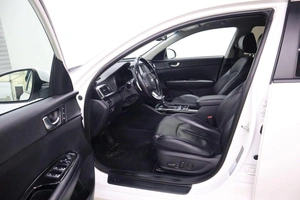 Седан Kia Optima 2019 года, 2150000 рублей, Брянск