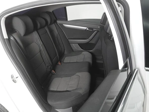 Седан Volkswagen Passat 2011 года, 799500 рублей, Ростов-на-Дону