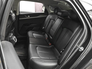 Седан Kia K5 2022 года, 2848000 рублей, Ставрополь