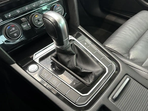 Седан Volkswagen Passat 2019 года, 2470000 рублей, Уфа