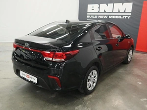 Седан Kia Rio 2018 года, 1675000 рублей, Курск