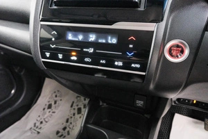 Хетчбэк Honda Fit 2019 года, 1349000 рублей, Красноярск