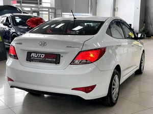 Седан Hyundai Solaris 2015 года, 787000 рублей, Солонцы