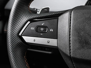 Лифтбек Changan UNI-V 2023 года, 2299000 рублей, Кирилловка