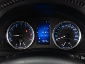 Седан Toyota Corolla 2017 года, 1574000 рублей, Тюмень