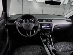 Лифтбек Skoda Octavia 2020 года, 1869000 рублей, Тюмень