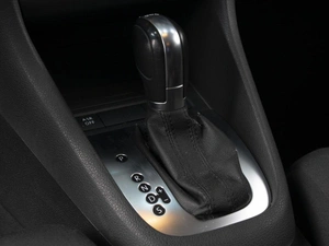 Хетчбэк Volkswagen Golf 2011 года, 790000 рублей, Омск