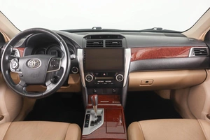 Седан Toyota Camry 2012 года, 1999000 рублей, Пермь