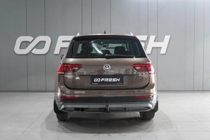Внедорожник Volkswagen Tiguan 2018 года, 1999000 рублей, Петрозаводск