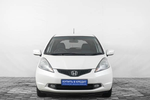 Хетчбэк Honda Fit 2009 года, 809000 рублей, Кемерово