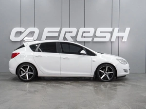 Хетчбэк Opel Astra 2011 года, 933000 рублей, Воронеж