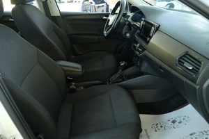 Лифтбек Volkswagen Polo 2021 года, 1609000 рублей, Омск