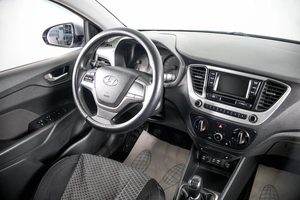 Седан Hyundai Solaris 2018 года, 1089000 рублей, Пермь