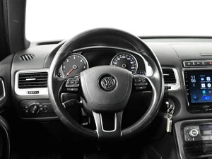 Внедорожник Volkswagen Touareg 2015 года, 2437100 рублей, Казань