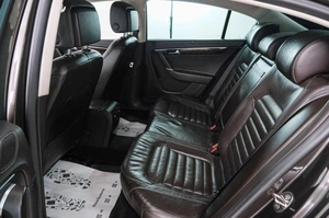 Седан Volkswagen Passat 2012 года, 1259000 рублей, Красноярск