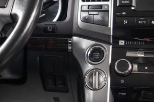 Внедорожник Toyota Land Cruiser 2013 года, 3699000 рублей, Оренбург