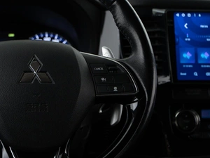 Внедорожник Mitsubishi Outlander 2017 года, 2299050 рублей, Москва