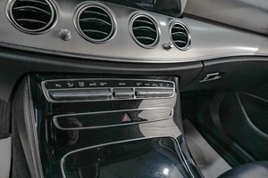 Седан Mercedes-benz E-класс 2019 года, 1899000 рублей, Челябинск