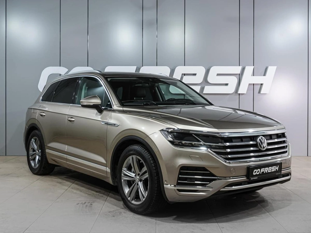 Внедорожник Volkswagen Touareg 2018 года, 4189000 рублей, Воронеж
