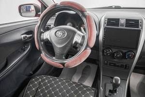 Седан Toyota Corolla 2008 года, 829000 рублей, Барнаул